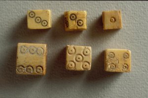 Dés trouvés à Jérusalem, époque romaine (os) - Roman